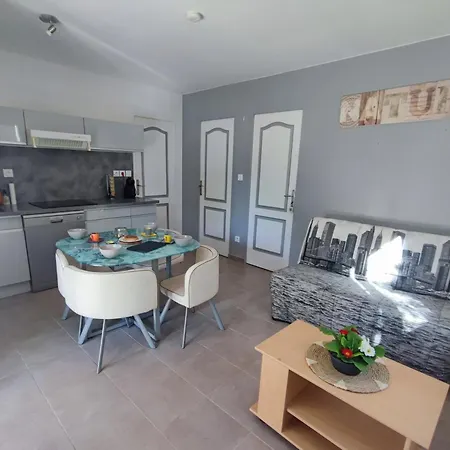 Les De Dom wakacyjny