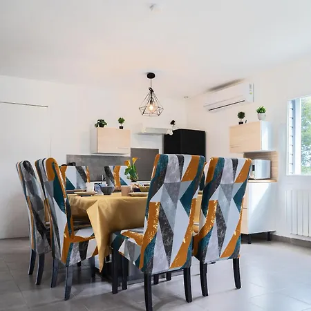 Dom wakacyjny Les De *